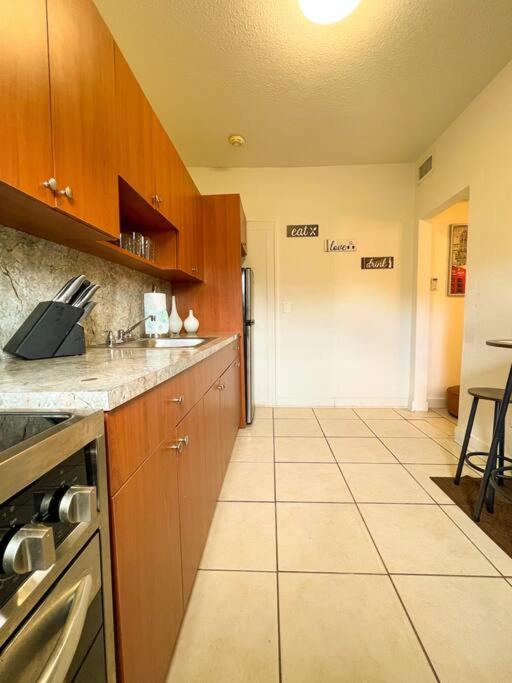 Cozy 1-Bedroom Rental In Miami Luaran gambar