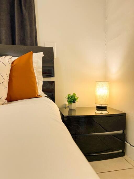 Cozy 1-Bedroom Rental In Miami Luaran gambar