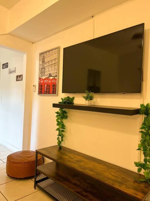Cozy 1-Bedroom Rental In Miami Luaran gambar