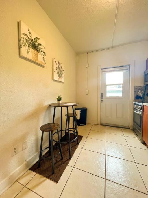 Cozy 1-Bedroom Rental In Miami Luaran gambar